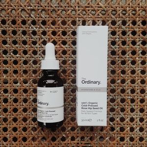 100% Organic Cold-Pressed Rose Hip Seed Oil